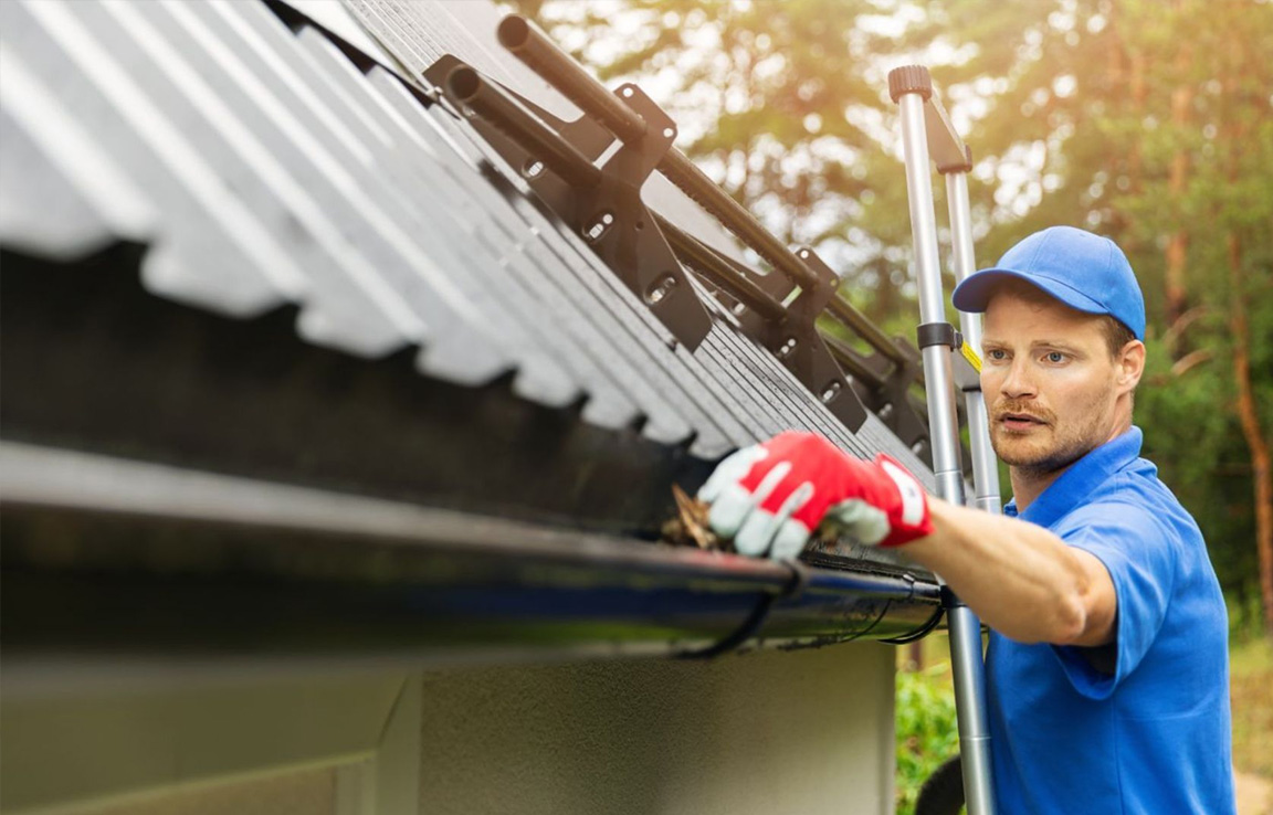gutter cleaning services near me 11